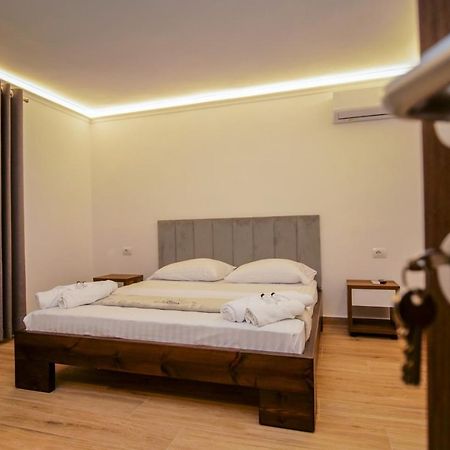 Vila Fatos Qama Berat Dış mekan fotoğraf